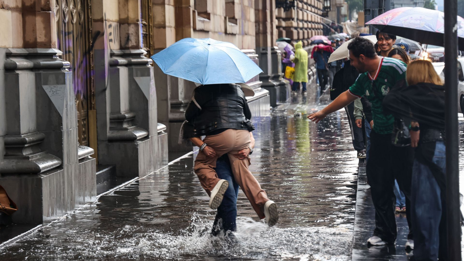 Inundación hoy en la CDMX. Foto: Cuartoscuro